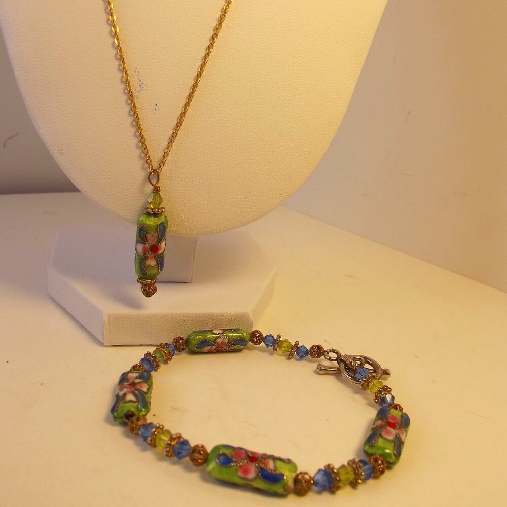 Vintage Cloisonne Bracelet & Matching Pendant Necklace
